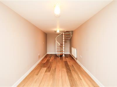 LOWER GROUND FLOOR - SITTING ROOM